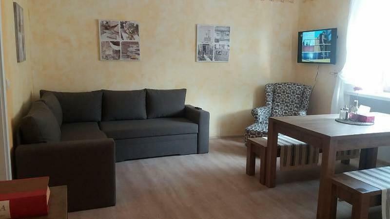 Apartman Lotos Mikulov Exteriör bild